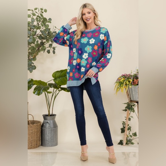 Celeste Side Slit Flower Print Long Sleeve Top - Picture 6 of 6